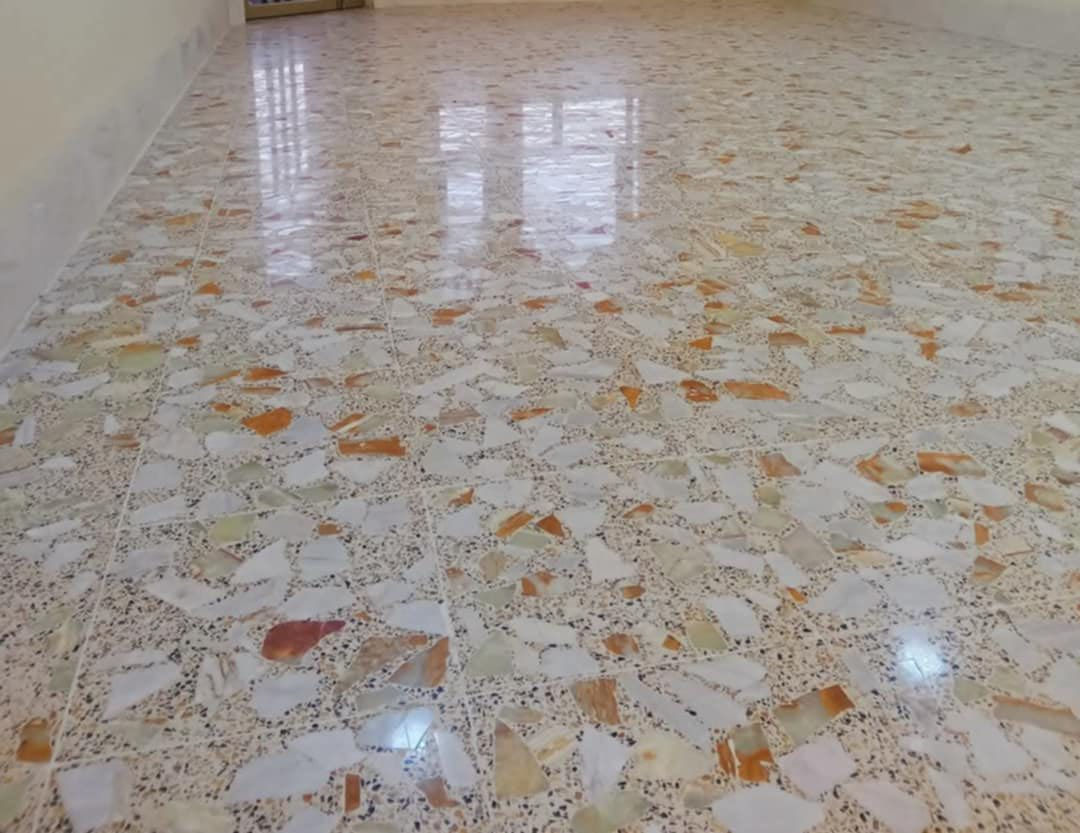 جلي الموقعي لكافه انواع الكاشي القديم والجديد ومعالجة الكاشي القديم والمحفر بأحدث المواد والطرق 
• جلي المرمر الطبيعي بكافه انوعه 
[ تنظيف وتلميع فقط للكرانيت والبورسلين والسيراميك  للاستفسار  ‏‪***********‬‏  يتوفر واتساب  ‏‪***********‬‏] الأسعار تكون حسب المساحه ونوع الارضيه
