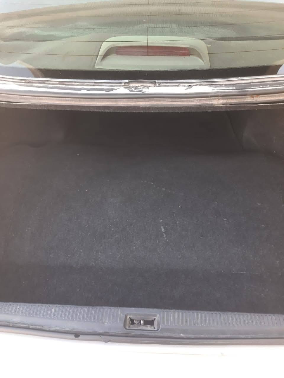 السلام عليكم ملكه دكمتين ديفور الصغير رقم صلاح الدين صدامي موكل الحاسبات محدثه السياره كصتين بيهه وكاله يعني تكدر تروج معامله السعر 55وبيهه مجال مكان السياره النجف مامتواجد على الفيس رقم الموبايل ***********
