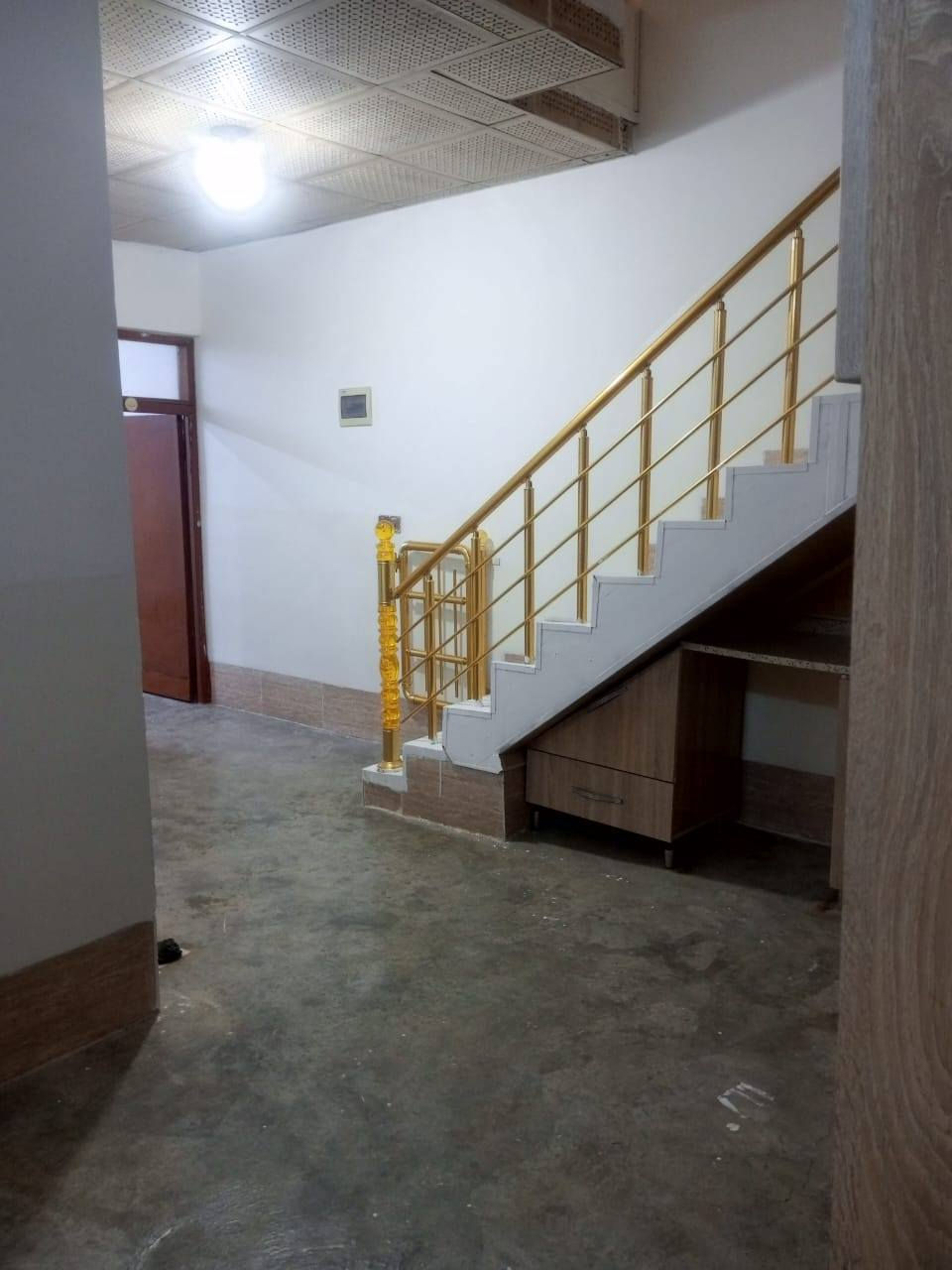 دار للبيع 100 متر طابقين بنجاعلي خلف محطة طاهر سعر 45 مليون وبي مجال للاستفسار الاتصال على الرقم
***********
***********
***********
