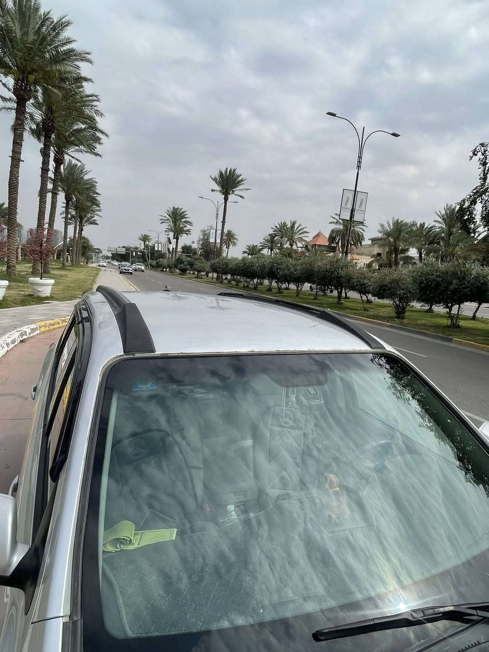 � للبيع — هيونداي سنتافي
موديل ٢٠١١ 
📍الموقع: بغداد / الحارثية
🔢 رقم بغداد

▫️ السيارة نظيفة جداً واستعمال مرتب
▫️ البيع حزام
▫️ باسمي وتحويل مباشر
▫️ بيها ٤ قطع صبغ
▫️ كفالة كير + محرك + تبريد
▫️ التايرات مبدلات قبل شهر
▫️ السيارة جاهزة وما تحتاج مصروف

💰 السعر: 115 دفتر وبيه مجال للجادين

ب اسمي تحويل ثاني يوم 
📞 للتواصل: ***********
