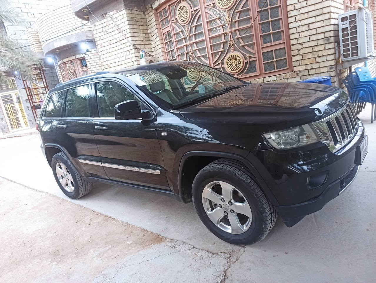 سلام عليكم جيب شيروكي لمتدد فول واحد على واحد خليجي مكفوله كفاله عامه من الصبغ والتبديل موديل 2013رقم بغداد دولي ماشيه 206مكانهه كربلاء الحسينيه السعر 195وبيهه مجال للشراي تواصل على الرقم *********** خاص ماموجود
