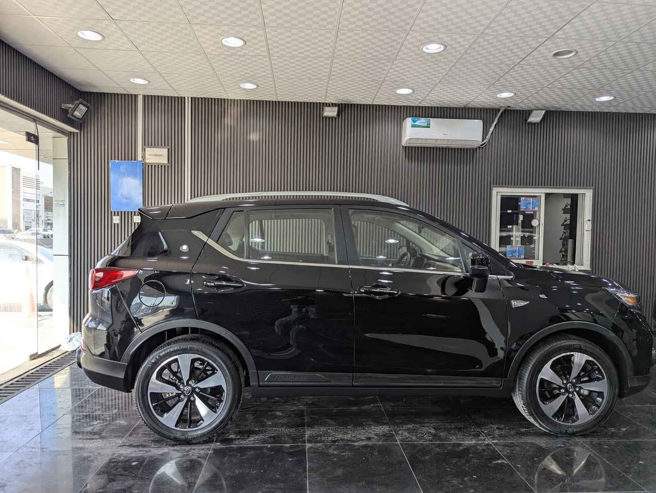 السلام عليك
جاك جي اس 3
فول مواصفات 
مكان كربلاء 
سعر108مجال 
***********
