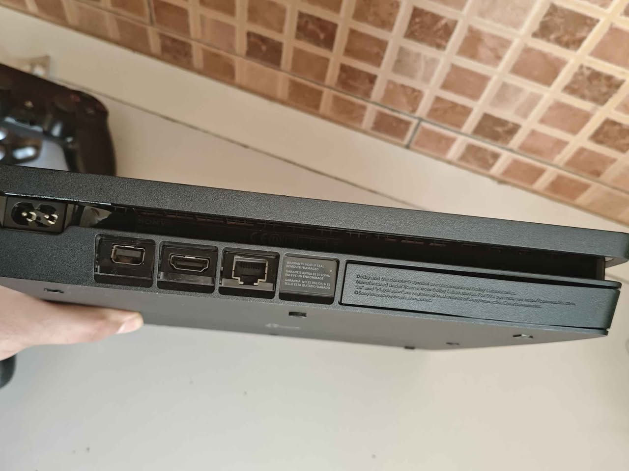 بلايستيشن فور 4 بحالة ممتازة
🔹 نظيف وما بي أي عطل
🔹 يشتغل 100% بدون مشاكل
🔹 وياه كيبلات كاملة
🔹 (جويستك 2)
🔹 (مهكر قرص مع العاب)
هارد 500g
السعر 260 قابل للتفاوض للجادين فقط
الموقع: (كركوك الحويجة) كركوك, العراق


**إذا كنت صاحب هذا الإعلان وتريد حذفه لأي سبب، رجاءا أرسل رسالة إلى الدعم الفني**