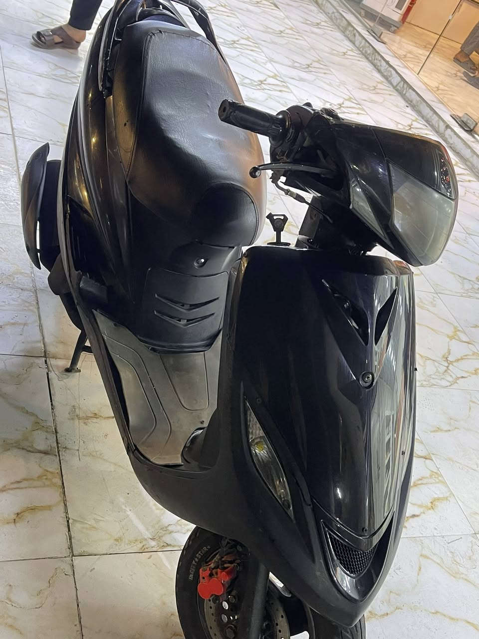 ماكس ثعلب للبيع سعر ٥٥٠بيه مجال
نقص بس كلجات تعبانه 
هاتف ***********
