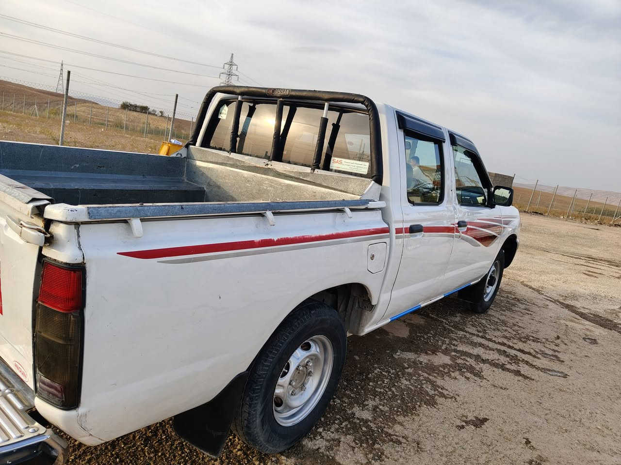 2002غازووبەنررن
3پارچەی پێشێ رە شەلەگەڵ
2پەڵەی بچوك
گێڕ ومەکینە
ئەکسلوشانس
توندووتۆای
بەشە رت
نرخ 76
ژ*********** شوێن ڕانیە
