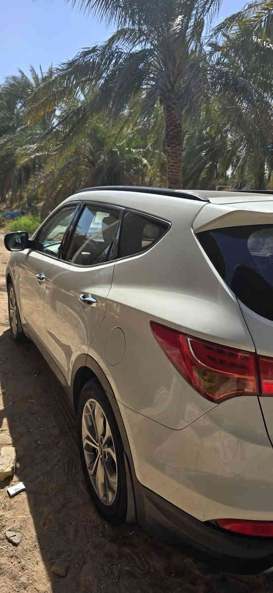 سنتافي 13 خليجي رقم مثنى مميز بأسمي 6 سلندر
 فول مواصفات 7 راكب مكفوله من الضربه والصبغ
 للبيع السعر 168
مبدل كازكيت اصلي حديد للاستفسار عالى الرقم ***********
***********
