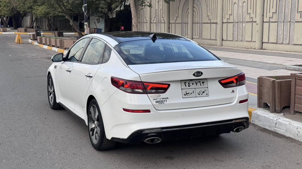 سلام عليكم. اوبتما ((2019))  S  

فول مواصفات

محرك 2400 GDI

 رقم اربيل  بسم شركة شيروان تحويل وكالة عليه 

صور الحادث مرفقة بالمنشور  

***المواصفات***

بانوراما 

مراية تعتيم 

بصمه تشغيل وابواب 

لد نهاري امامي خلفي

لد باليدات ليلي نضام ترحيب

كشن كهرباء

كشن نص جلد ونص مخمل

تحكم فول

حساس خلفي

صندوق ذكي يفتح عند الاقتراب 

شاشه كبيره وكامرا  دواره

رادار جانبي 

رادار امامي 

سياقه ذاتيه 

رادار  توقف ذاتي 

تنبية خروج عن المسار

دواسات مال سبورت

دبل اكزوز  صالنصة 

دفيوزر مشيف بلادي اسود

سياره نضيفه كفالة الشواصي واللغود 

ماشيه 66 الف

مكاني بغداد 
السعر 135 قفل 🔒 ماكو هيج سعر بس اني عندي بناء واريد ابيع 
***********

موجود واتس اب
