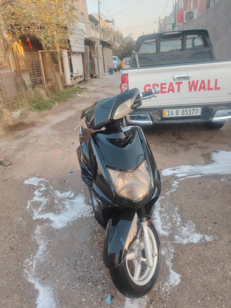 دراجه سكنس للبيع شغاله نضافه 90% سلف هندر هورن اشاير كله شغاله يرادله شوي حاجات بسيطه مكينه مفتوحه مره وحده مجفته مكاني بصره ٥ميل رقمي *********** البصرة, العراق
