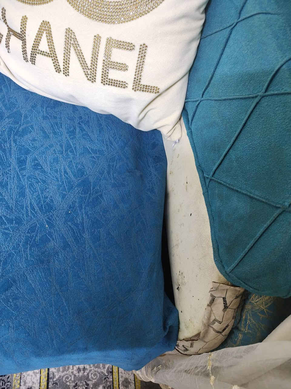 تخم سبع مقاعد للبيع بي ضرر بسيط تكمة مو سوقي  الي يريدة يتفضل خاص


**إذا كنت صاحب هذا الإعلان وتريد حذفه لأي سبب، رجاءا أرسل رسالة إلى الدعم الفني**