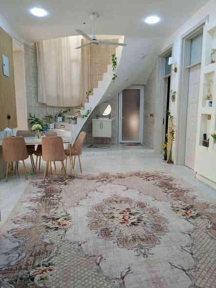 طابو زراعي سند ٢٥ 
الموقع//شارع شريفة الجديد مساحة ٢٤٠م يحتوي على غرفتين نوم،مطبخ حار وبارد،صحيات داخلية وخارجية،صالة،كليدور بيت حديث
السعر ١٤٥
للاستفسار:***********
***********

مكتب الزركاني للعقار
شارع ٨٠ قرب القبة الذهبية
بيع_شراء_تعقيب
