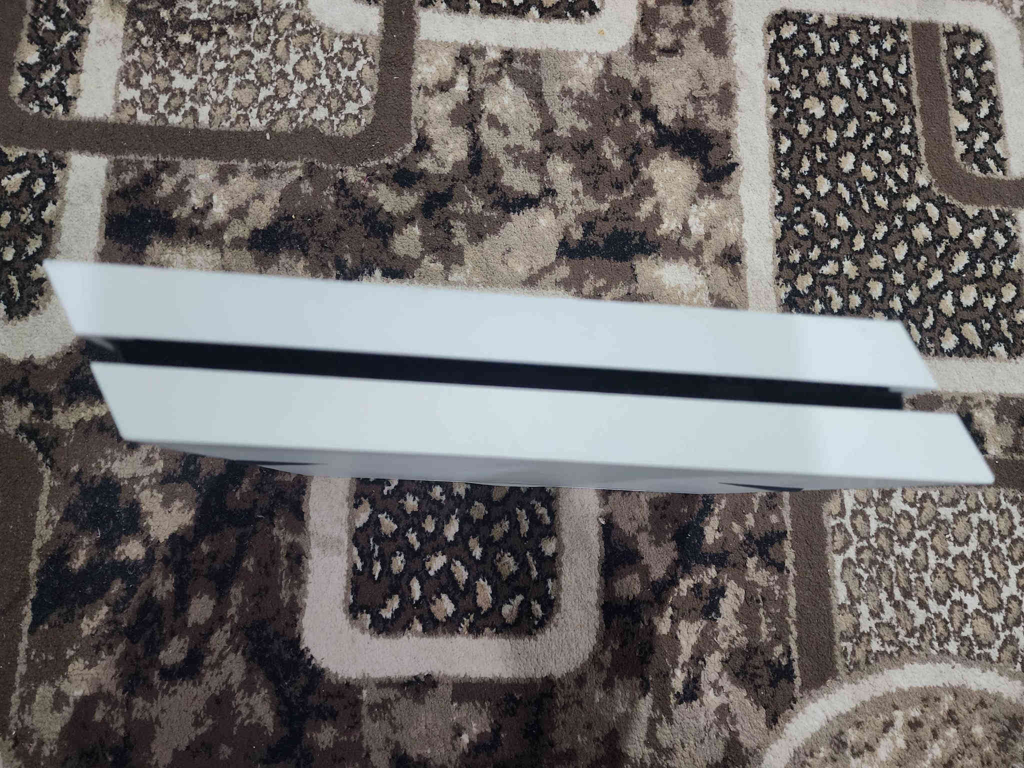 سلام عليكم ....
بلي 4 فات مهكر بي ٥ العاب الجهاز لك ستيكر نظام 9 بدون فلاش ممفتوح على ايدي ملحقاته جوستكين وكيبل HD للبيع سعرة 240 وهذا رقمي *********** النجف
