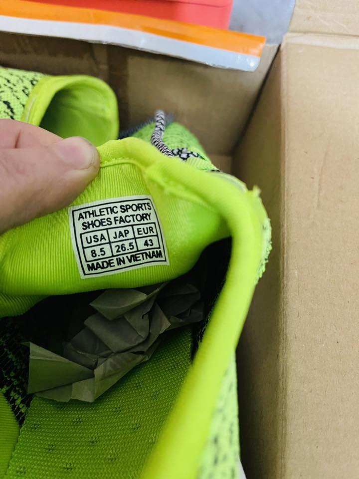 تخفيضات  حذاء رياضي فيتنامي الصنع سعره ب٧ والقطع محدودة ويوجد توصيل لكل محافظات والقياسات ٤١-٤٢-٤٣  باقي ٧قطع


**إذا كنت صاحب هذا الإعلان وتريد حذفه لأي سبب، رجاءا أرسل رسالة إلى الدعم الفني**