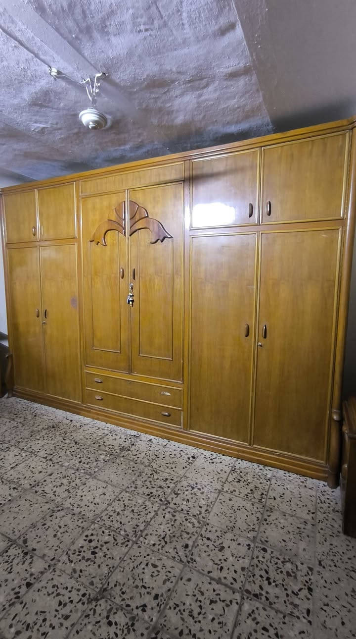 السلام عليكم غرفة عراقيه للبيع تسكام عراقية 5م كنتور طابقين العنوان دوانيه مركز هاذا رقمي*********** وشراي يتفضل خاص
