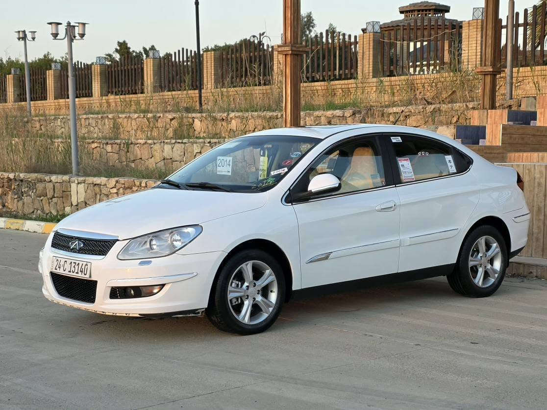 سلام عليكم من رخصة الأدمن المحترم عندي شيري A3موديل 2013لون ابيض ثلجي رقم دهوك باسمي شرط تحويل وكالة.تدلل سنوية جديد لغاية 2031.هزة وفحص كلة جديد.كير اوتماتيك محرك حجم 18.بيلادي شرط لاصرف ولابخار سيارة فول موصفات 1/1.سلايت كهربائي قفل مركزي كنترول مرايات كهربائي لايتات زينون اصلي تحديد سرعة.ABS داخل اصفر كشنات جلد حساس امامي وخلفي. تبريد شغال ثلج 🥶.تدفئة شغال.صدر امامي وخلفي كله جديد 4 إطارات وباتري كلة جديد.سيارة بيهة قطعتين صبغ فقط بدون دواخل.سيارة جديدة مابيهة دينار مصرف.السعر 60وبيهة مجال لل طيبين رجاء مو شراي اعبر منشور بكلمة حلوة ملاحظة بدون مراوسة بدون اقصاط.مكان سيارة كركوك.لل تفاصيل خابر الرقم *********** كركوك, العراق
