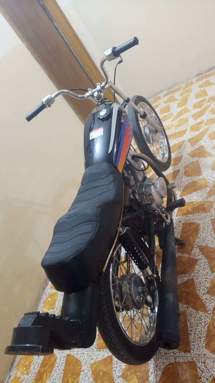 سلام عليكم ماطور اللبيع شاصي 16اوراق وتعمير 24الي يريده خلي يطب خاص الوه يدك عليه مكان حله قرب جامعت بابل ***********
