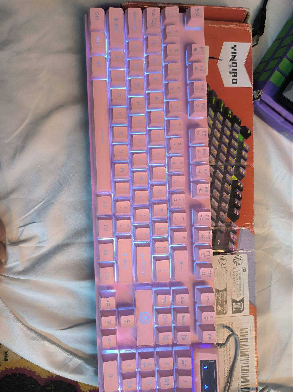 كيبوردات بهالشكل جديد غير مستخدم ب5000 القطعة


**إذا كنت صاحب هذا الإعلان وتريد حذفه لأي سبب، رجاءا أرسل رسالة إلى الدعم الفني**