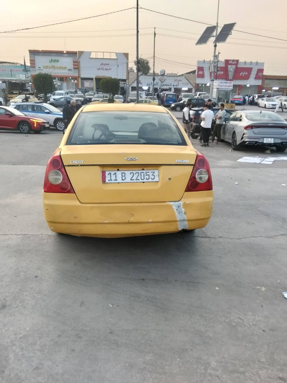 سلام عليكم شيري   A 5
2011      رقم بقداد انكليزي مصفر هيه وقرامات
 شرط التحويل كير ومكينه شادهن حاويه كامري ابولكف
السعر 32  ورقه  بيهه مجال حك جيه صدر جديد
استفسار اتصل وتدلل ***********
