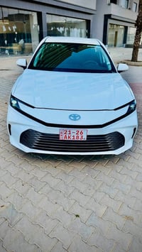 كامري LE • هايبرد 2.5 • ٢٩٠٠٠ ميل