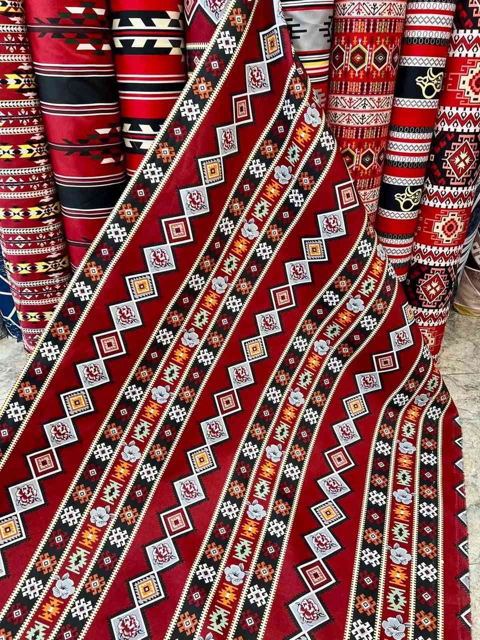 فرشه قماش همايون الاماراتي 
نضام 7 قطع لسعر 25 الف
توصيل محافظات 6 لكوت الفين


**إذا كنت صاحب هذا الإعلان وتريد حذفه لأي سبب، رجاءا أرسل رسالة إلى الدعم الفني**