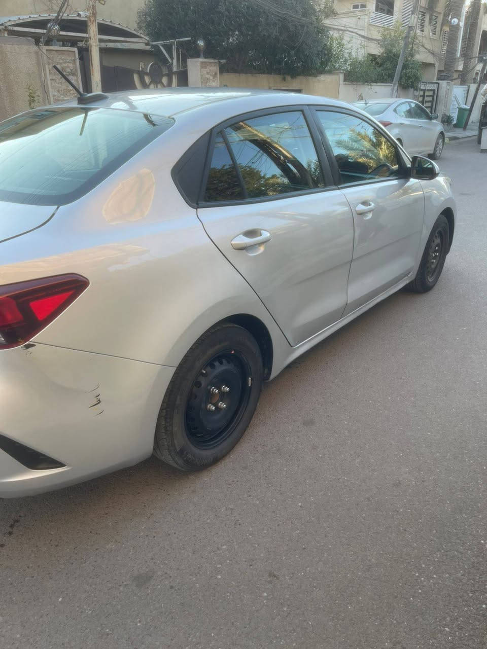 كية ريو موديل 2023 وارد امريكي حادث موضح بالصور مبدل جاملغ وباب  السعر 13.000$ للاستفسار ***********
