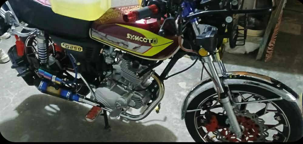 سيفان لبيع مرقم سنويه لوحات
تحويل ثاني يوم
موديل 25
محرك 250
السعر 1600
تواصل خاص او رقم
***********
