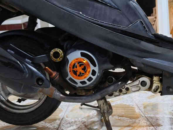 دراجه ماكس عدله قبل شهر نزلتها من الرمبه بوشه 55بلاد الدراجه اجت مزوده من اليابان مزوده هواي شغلات دبلات امامي رياضي/ دبل خلفي رياضي /كلجات رياضي /شيال رياضي/ قطره دهن رياضي/ استال رياضي /سلف رياضي/كزوز fm/قبق فلاوين /يدات بانزين/قبق دهن بريك/دواسات/ الدراجه كلش حلوه كهربائياتها كلها شغاله المكان البصره الدير اي سؤال الرقم ***********
