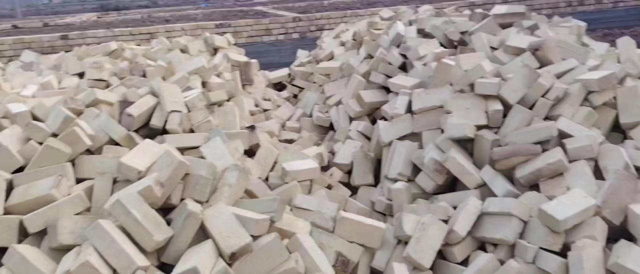 على بركة الله تعالى
طابوك درجة أولى اسعار مناسبة


**إذا كنت صاحب هذا الإعلان وتريد حذفه لأي سبب، رجاءا أرسل رسالة إلى الدعم الفني**