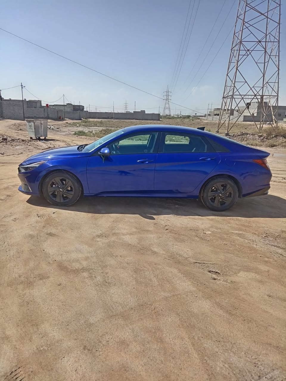 سلام عليكم شباب لانتره مديل 22 مريكي حادثه حلو شبر من جاملغ وشبر من البنيم بارد بعده عله حطته والباقيي كفاله موصفات المريكي معروفه رقم نكليزي تحويل مباشر مكان بصره هارثه رقم ***********
