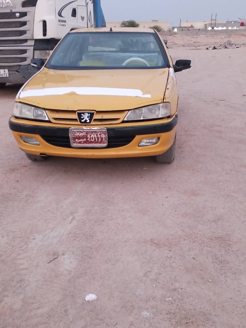 إسلام عليكم سياره بيجو بارص موديل 12  مكينه وكير انضاف كشرته نفس ما واضحه بصور  السياره رقم احمر  
مكان البصره الزبير للاستفسار اكثر ***********
