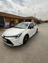 للبيع كورلا هايبرد 2024 فول عدا الكشنات  الممشى 40 الف   سعر 142    مك...