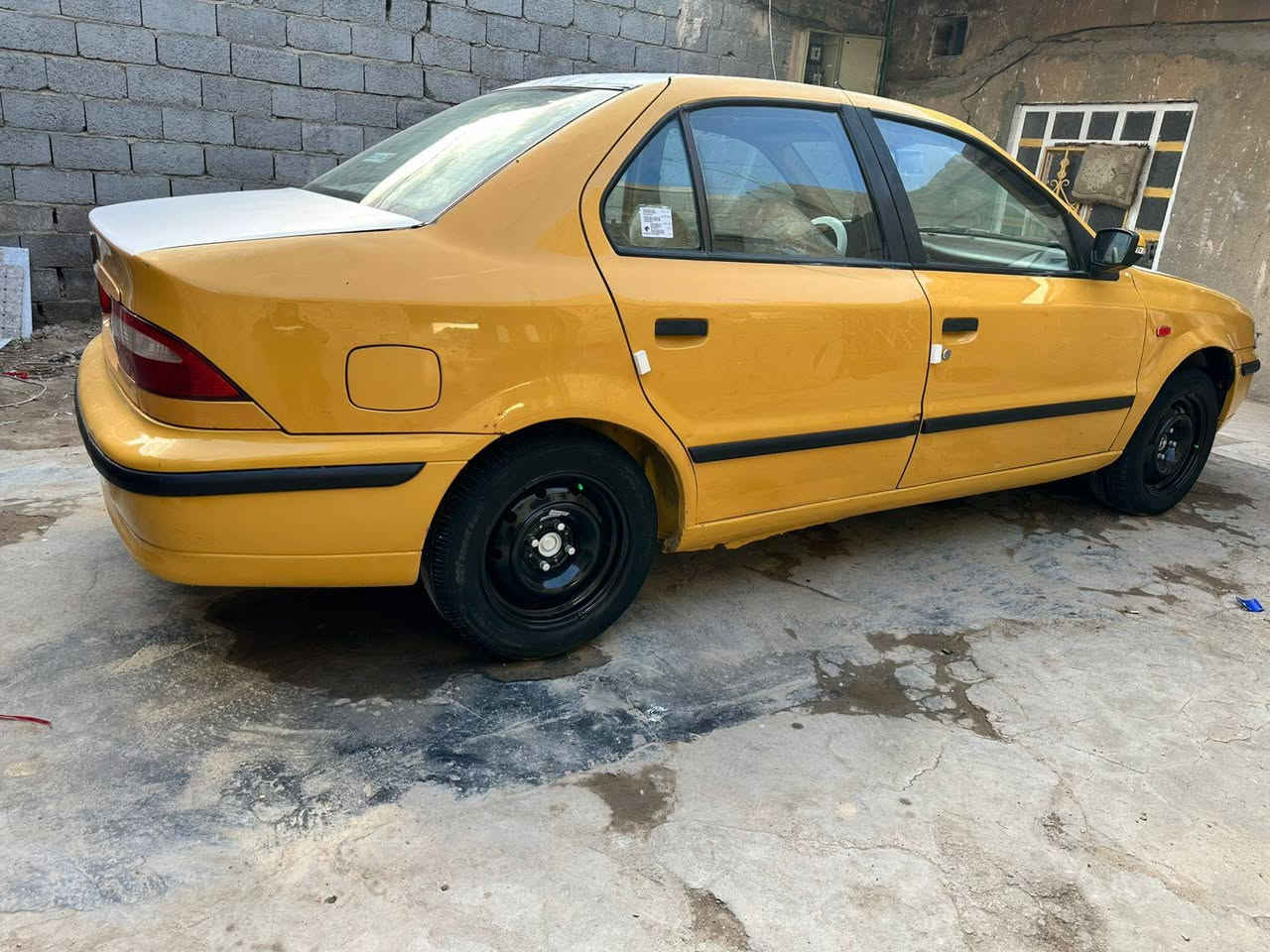 سلام عليكم سمند موديل 2012 رقم بابل ألماني مصفرع هيئه كير ومكينه وحداديه وتخم تاير وكهربايات كله جديد مكفوله عده خياسات ملكطه السعر 36 وبيه مجال مكاني كربلاء الحر ***********
