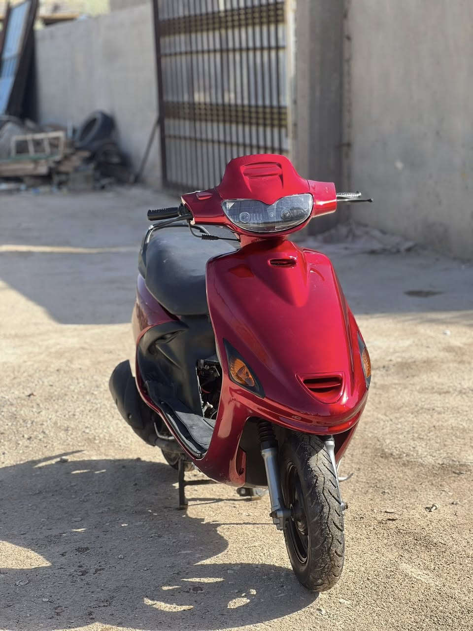 السلام عليكم
دراجه فراشة فحل 

كامله من كلشي دبلاات جديده 

باتري جديد 

مكينه جديده مال حاويه شادلها قبل جم يوم

كهربائيات كلها شغاله كامله من كلشي 

كفرات تايواني اصلي ختم واحد ويا لمكينه 

السعر 600 

مكاني بابل / ناحيه الكفل

رقمي بي واتساب ولماسنجر مفتوح

***********
