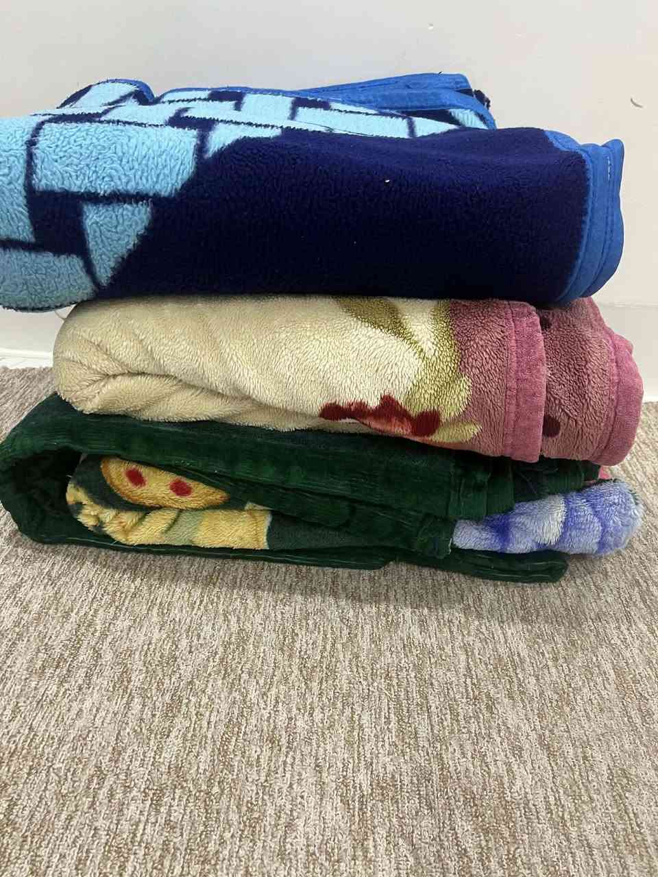 ٧دانەبەتانی و ٤بالیفی سوف  نرخی هەموی ٢٥هەزار شوین هەولیر


**إذا كنت صاحب هذا الإعلان وتريد حذفه لأي سبب، رجاءا أرسل رسالة إلى الدعم الفني**