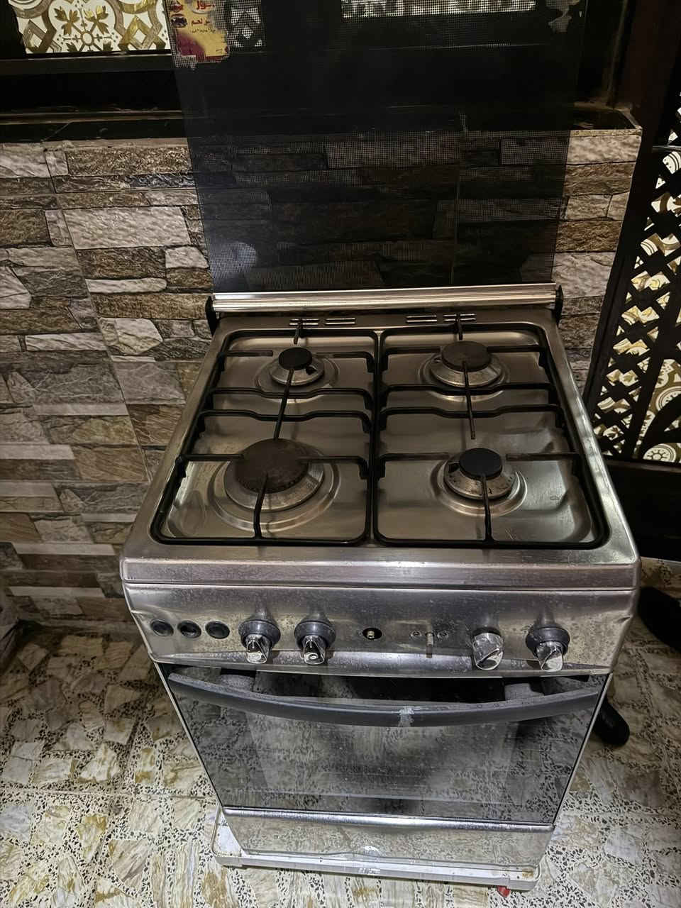 السلامً عليكم طباخ جديد و شغال البيع سعر 80 الف شراي يتصل علا رقم تالي *********** بي وتساب مكان الفلوجه حي الاندسً
