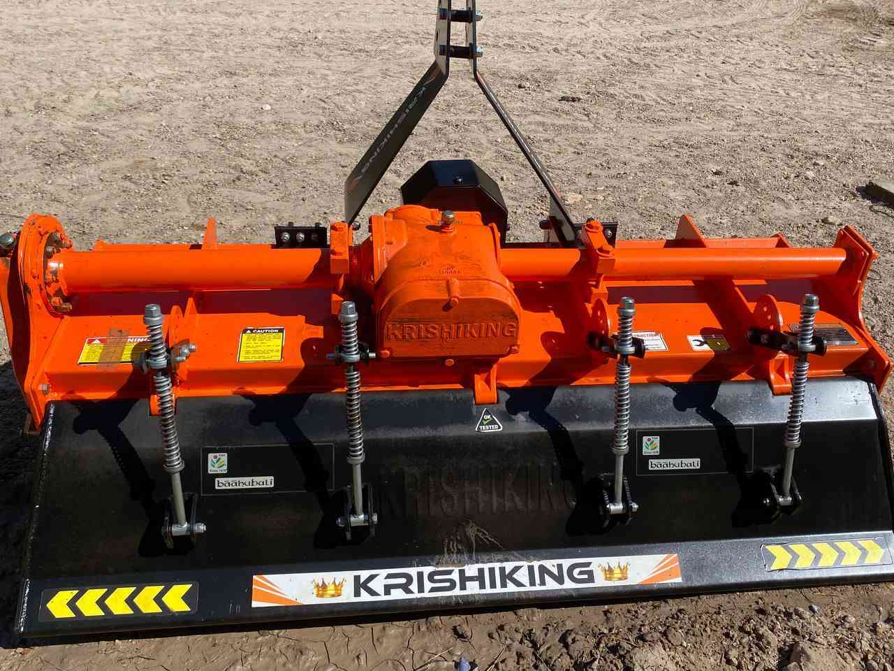 السلام عليكم رادفيتر للبيع جديد مشتغل 20 دونم كيربوكس الكبير حجم185 موديل 2025 المكان بابل للاستفسار اتصل/***********
