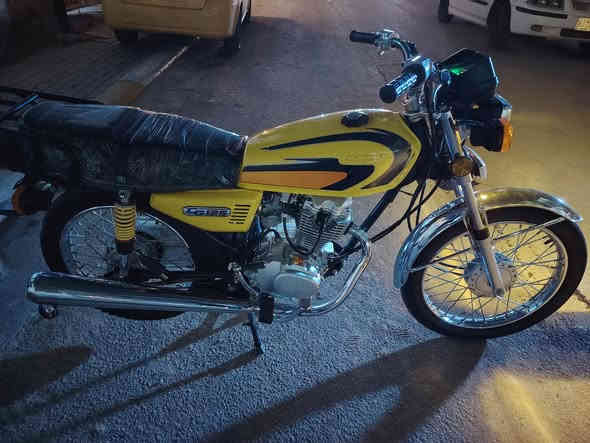 السلام عليكم
دراجه نامه موديل 2025 أوراق سكنر صالها 3اشهر طالعه من المعرض ما ناقصها شي كلشي شغال
السعر 800 وبيها مجال حك الجيه
***********
