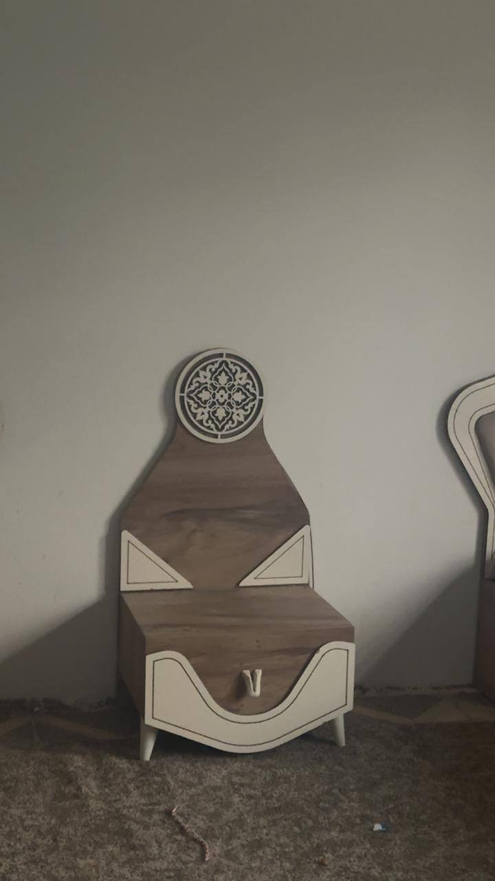 السلام عليكم مكلفة بالنشر عندي هاي الغرفه شبابي 6 قطع
3 جرابي وكنتور وميز مرايه وكومدي هيه والدواشك
المكان ناحية الوجيهية


**إذا كنت صاحب هذا الإعلان وتريد حذفه لأي سبب، رجاءا أرسل رسالة إلى الدعم الفني**