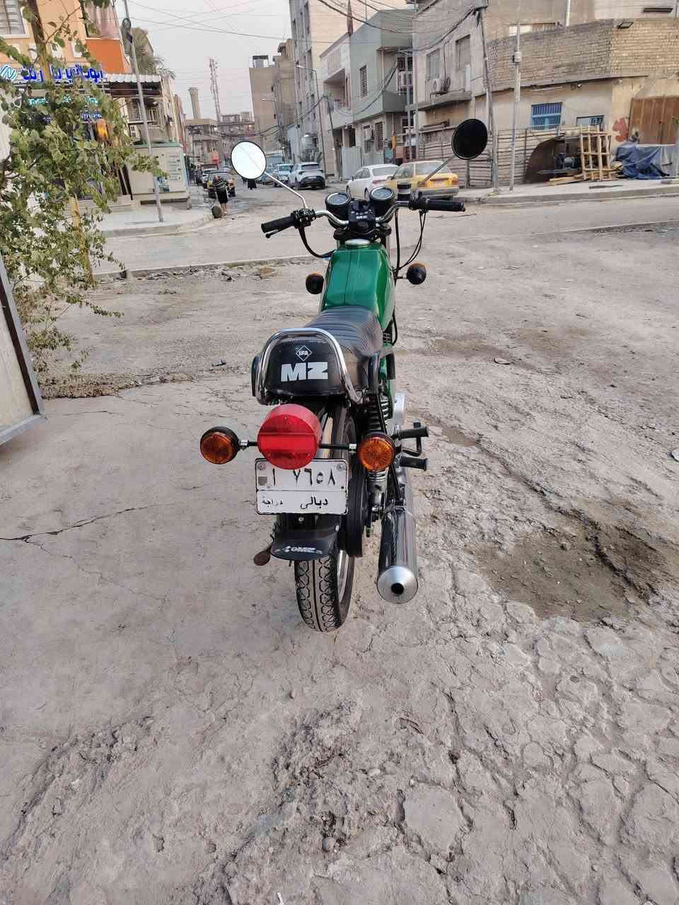 السلام عليكم اخوتي دراجة للبيع *********** اتصال للمهتمين
