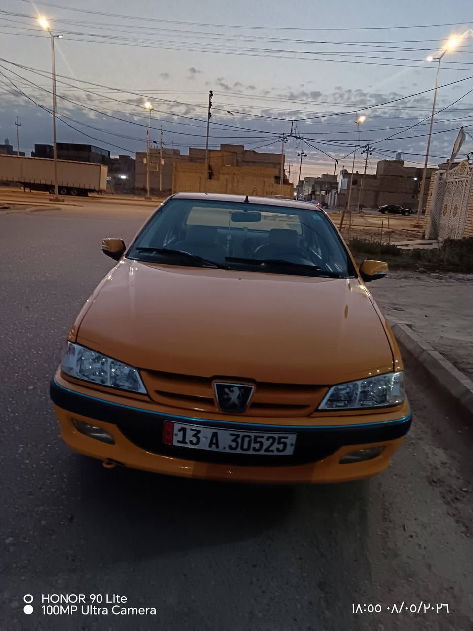 سلام عليكم بيجو بارس ١٨البيع البيع السعر 55ورقه بيه تبديل بنيد وباب خلفي جهت المن رقم موبايل ***********
