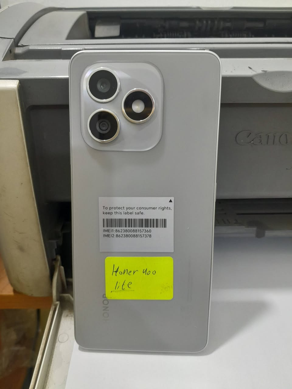 سلام عليكم جهاز هونراكس 8 دي اخر اصدار ونظيف بمعنا الكلمه كلش نظيف  وبكينك اشوفه واسىلون عن سعره رايده 2000 قفل


**إذا كنت صاحب هذا الإعلان وتريد حذفه لأي سبب، رجاءا أرسل رسالة إلى الدعم الفني**