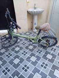 السعر 75 الف قفل 07829392404