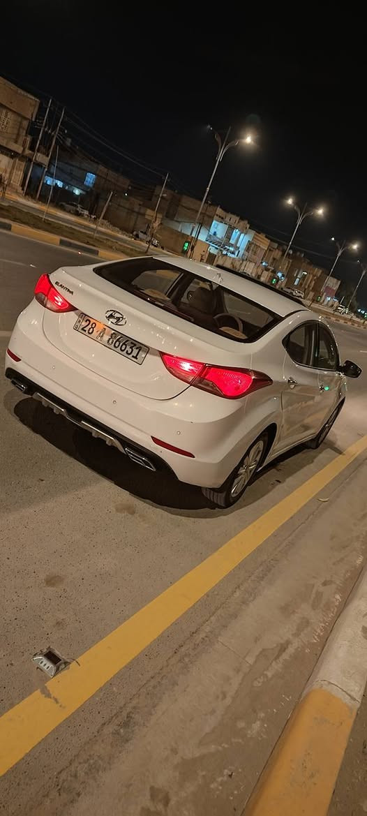 1.الانتره مضلع خليجي 2015
2.مري شفط

3.تحم ستيرن

4.اشاير مري

 5.فتحه سقف

6.مكينه وكير جدد 1800

7.كشنات اصل جلد

8.داخل لون واحد فول يعني واحد عله واحد

9.تبريد قطعتين

10.تخم تاير ماصارله شهرين

(سياره الف مذب عليه فول سياره عده البصمه بيه قطعتين صبغ بددون فتح مكانهن وبدون داخل فقط صبغ قطعتين سورنارها موجود تفضل واتساب وبيك خير وتدلل حداديه جديده صارله يومين امامي وخلفي) 

11. تبريد تدفئه

12. السعر 118 مجالها بسيط

العنوان نجف حي العسكري مدارس شارع سبيس ***********
