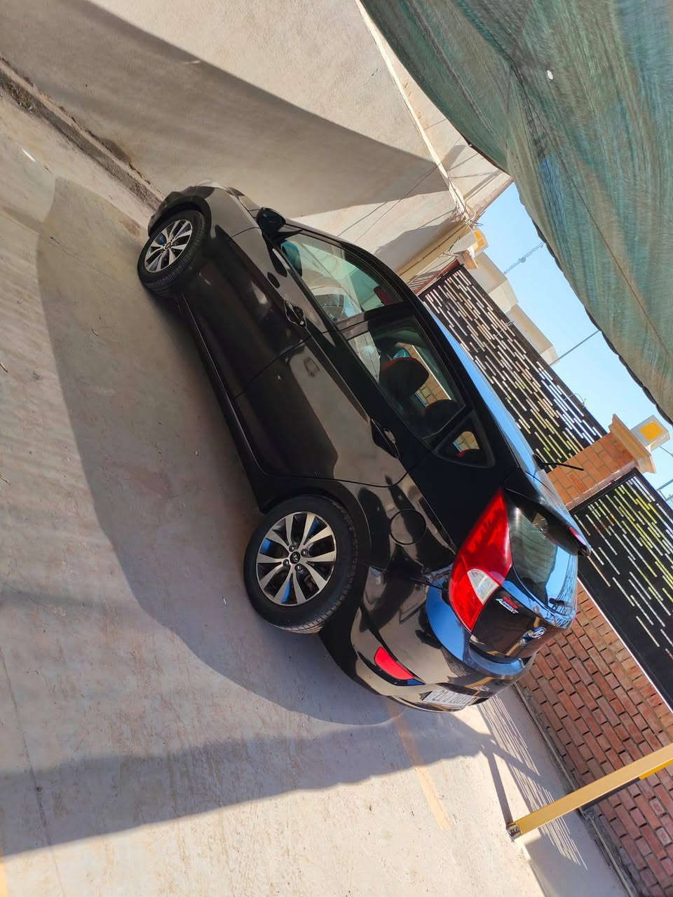 اكسنت هونداي امريكي مديل ٢٠١٧ بسمي رقم سليمانيه لل٣٠ 
مفوله هيترات بل كشن فتحه بل سقف 
رقمي ***********
سعر ٨٦ بيهة مجال
