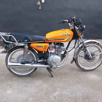 دراجه للبيع النوع سولنك باب اول وزن ثقيل الدراجه بعدها على وضع الشركه ...