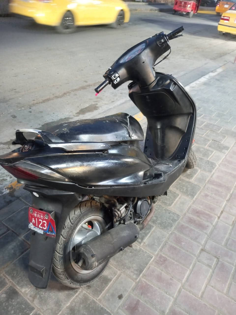 السلام عليكم دارجه ماكس 140 للبيع مجفته تخم تايرات جدد دراجه حلوه ونضيفه. توصل *********** واتساب موجود
