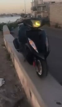 دراجه جي تي ار للبيع دراجه مكينه ممفتوحه مكفوله بس كفراتها بيها شخوط ب...
