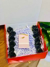 بوكسات هدايا • عطور ومكياج • توصيل لجميع المحافظات