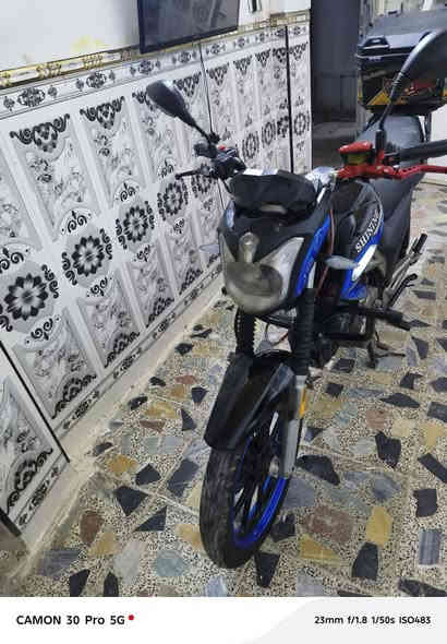 سلام عليكم دراجه شاينك موديل 2023.طالعه ب2024اوراق اصولي ما مرقمه 
الدراجه مكفوله كير ومحرك وصوت ناعم حجم 250.عليها عمبار كلج ابدال القمجي سيم
مبدل بيها دبلات خلفيه اكبر يعني انسه الطسه الكير ول اكلج مي 1550وبيها مجال مدينه الصدر ***********
