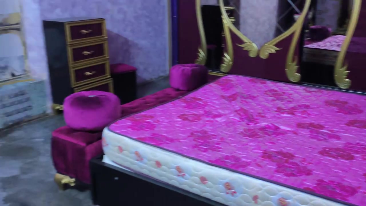 غرفه نوم للببع لتواصل على هذا رقم ***********
