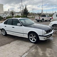 بي ام ٥٢٥ • ١٩٩٣ • جير عادي